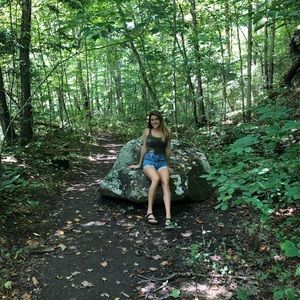 Meet your Posher, Taylor